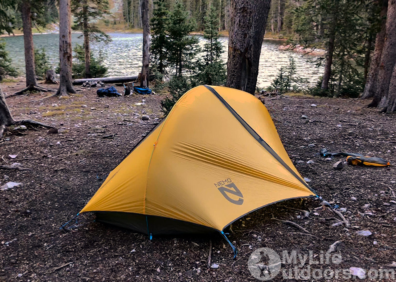 Camping Upper Trampas Lake